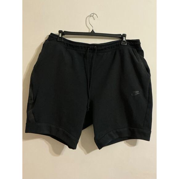 Size 3XL Nike Sportswear Tech Fleece Shorts Men Black - Picture 1 of 8